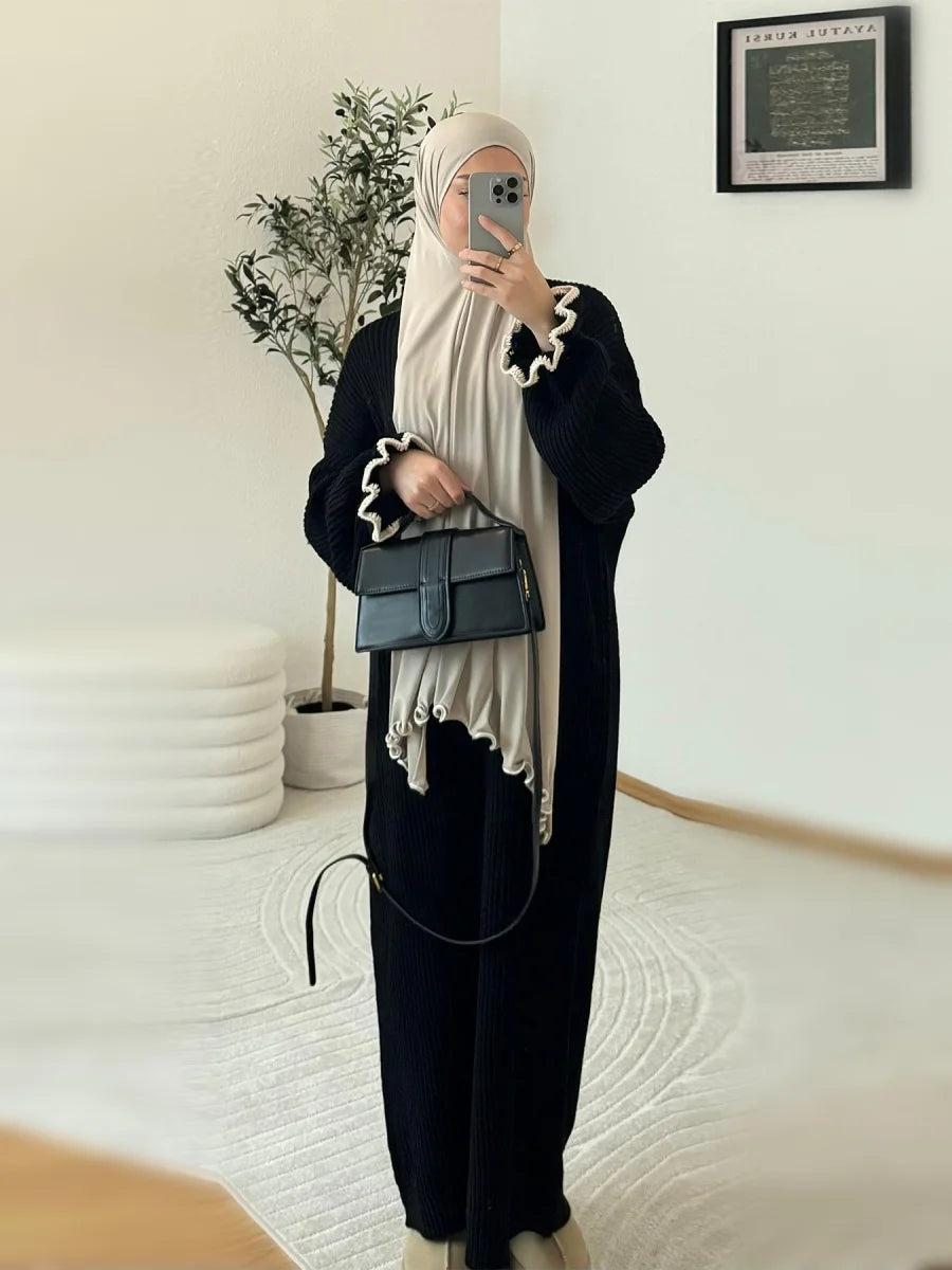Winter Knit Floral Sleeve Abaya – Cosy Sweater-Style Robe