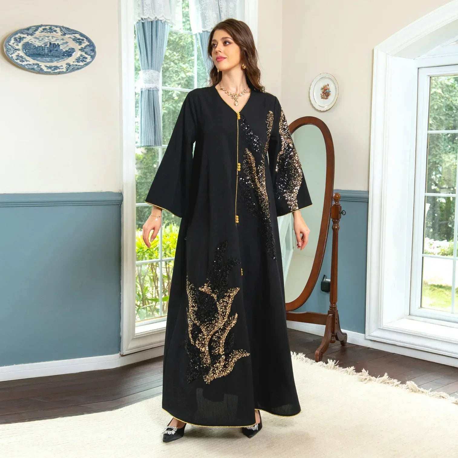 Patchwork Elegance Dubai Abaya - Abaya Vida