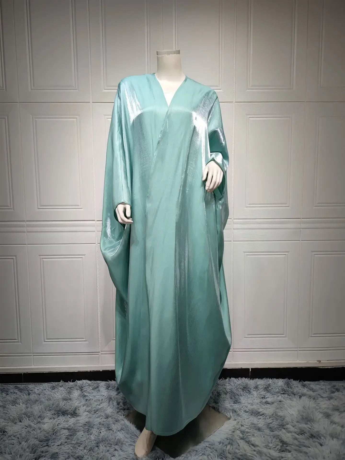 Satin Batwing Abaya - Abaya Vida