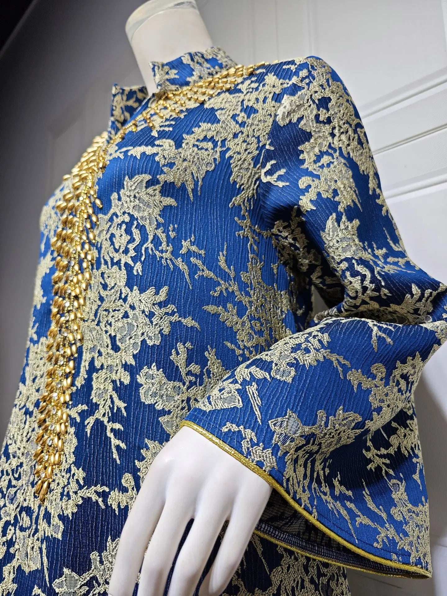 Majestic Embroidered Evening Abaya - Abaya Vida