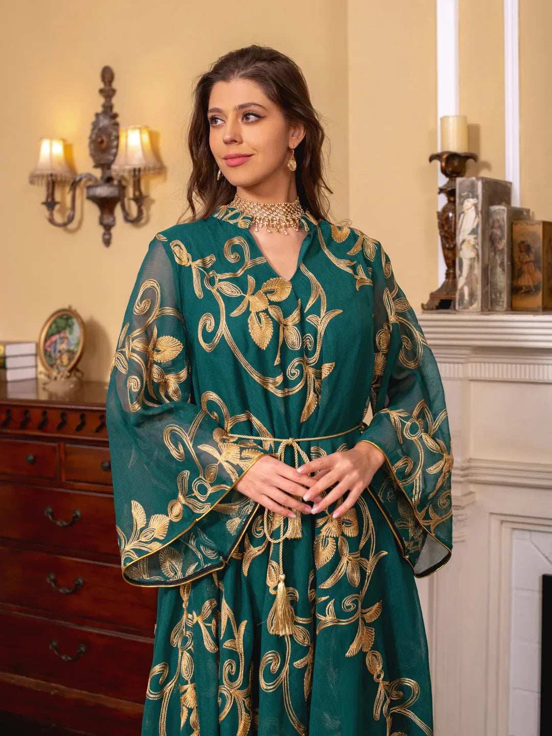 Luxe Embroidered Dubai Abaya - Abaya Vida
