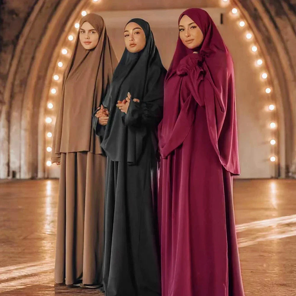 Hooded Two-Piece Prayer Dress Set – Maxi Abaya with Built-In Hood