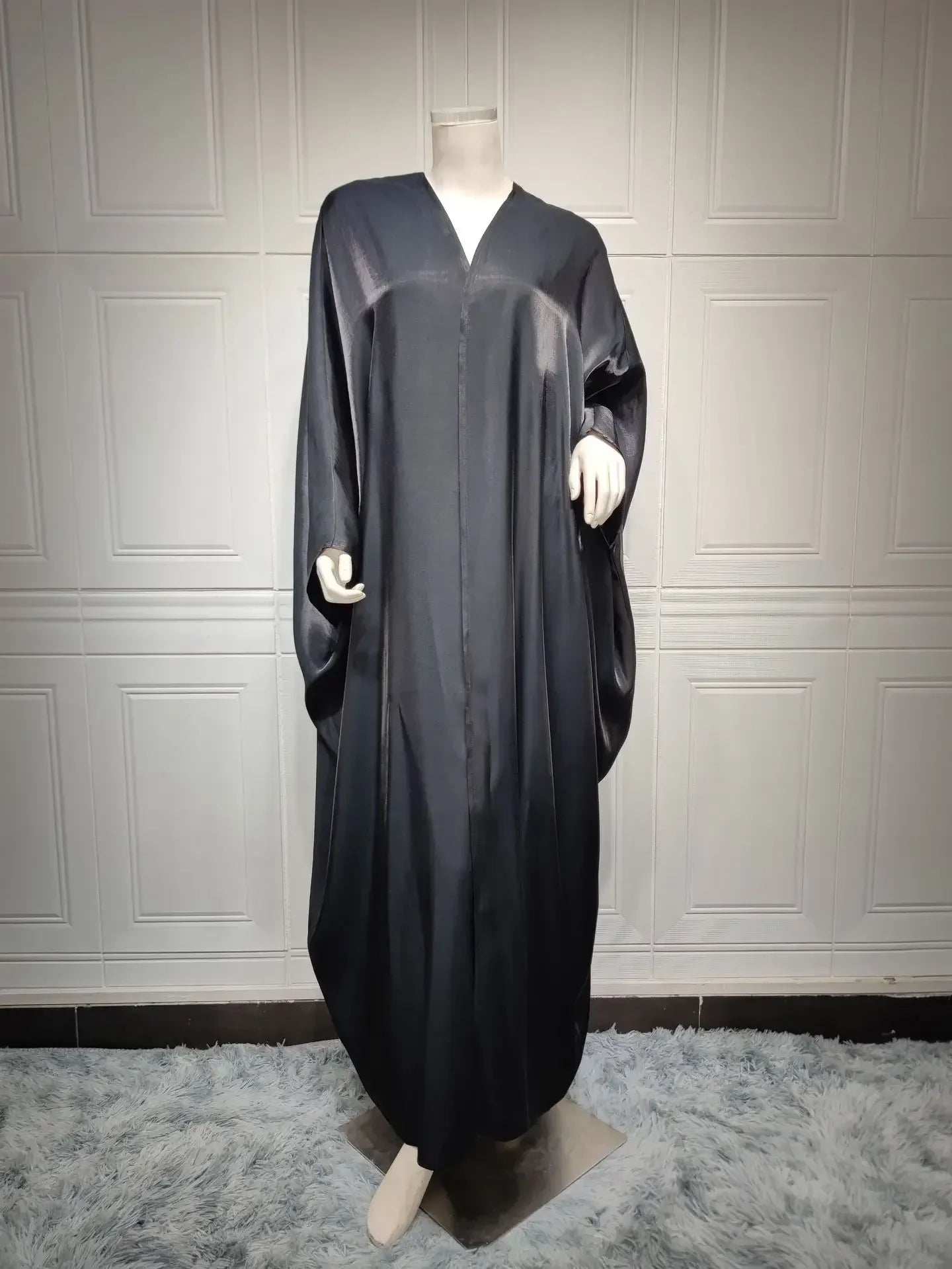 Satin Batwing Abaya - Abaya Vida