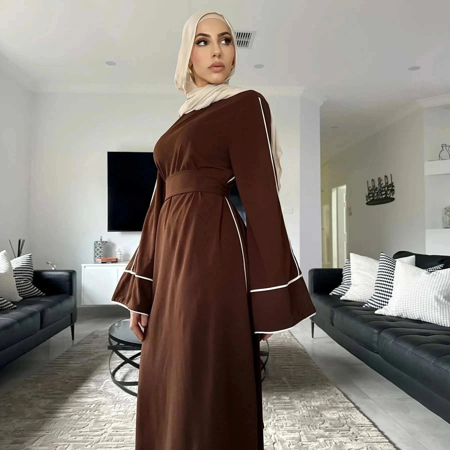 Aurelia Belted Luxe Abaya – Structured Sleeve Closed Abaya -  Black / M -  Abaya Vida