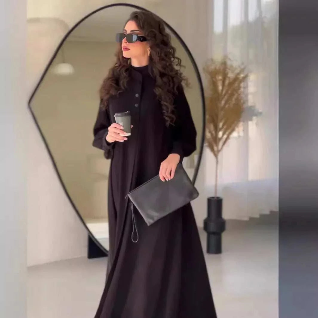 Elegant Streetwear Kaftan Abaya – Turtleneck Closed Abaya Black -  S -  Abaya Vida