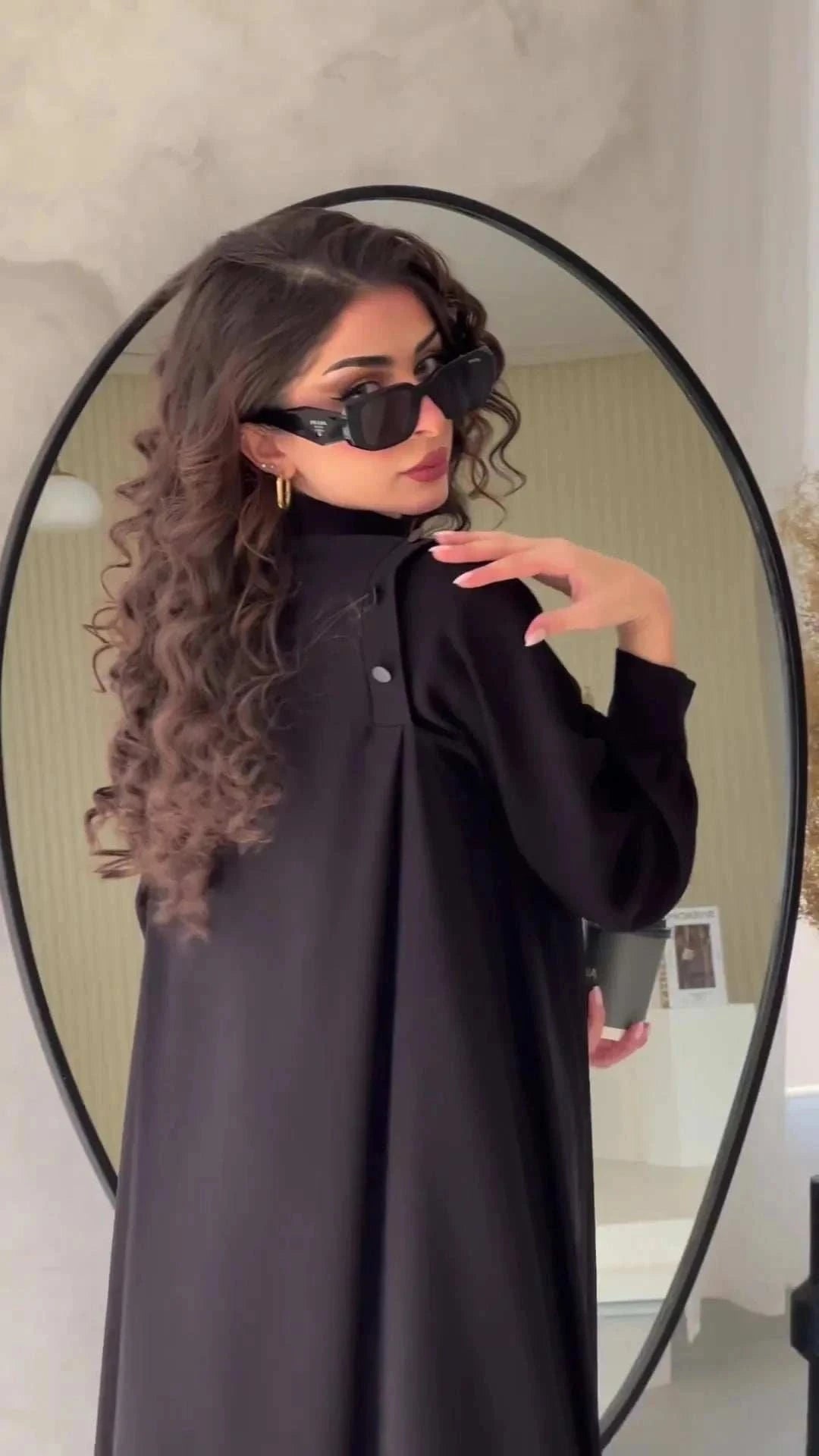Elegant Streetwear Kaftan Abaya – Turtleneck Closed Abaya Black -  S -  Abaya Vida