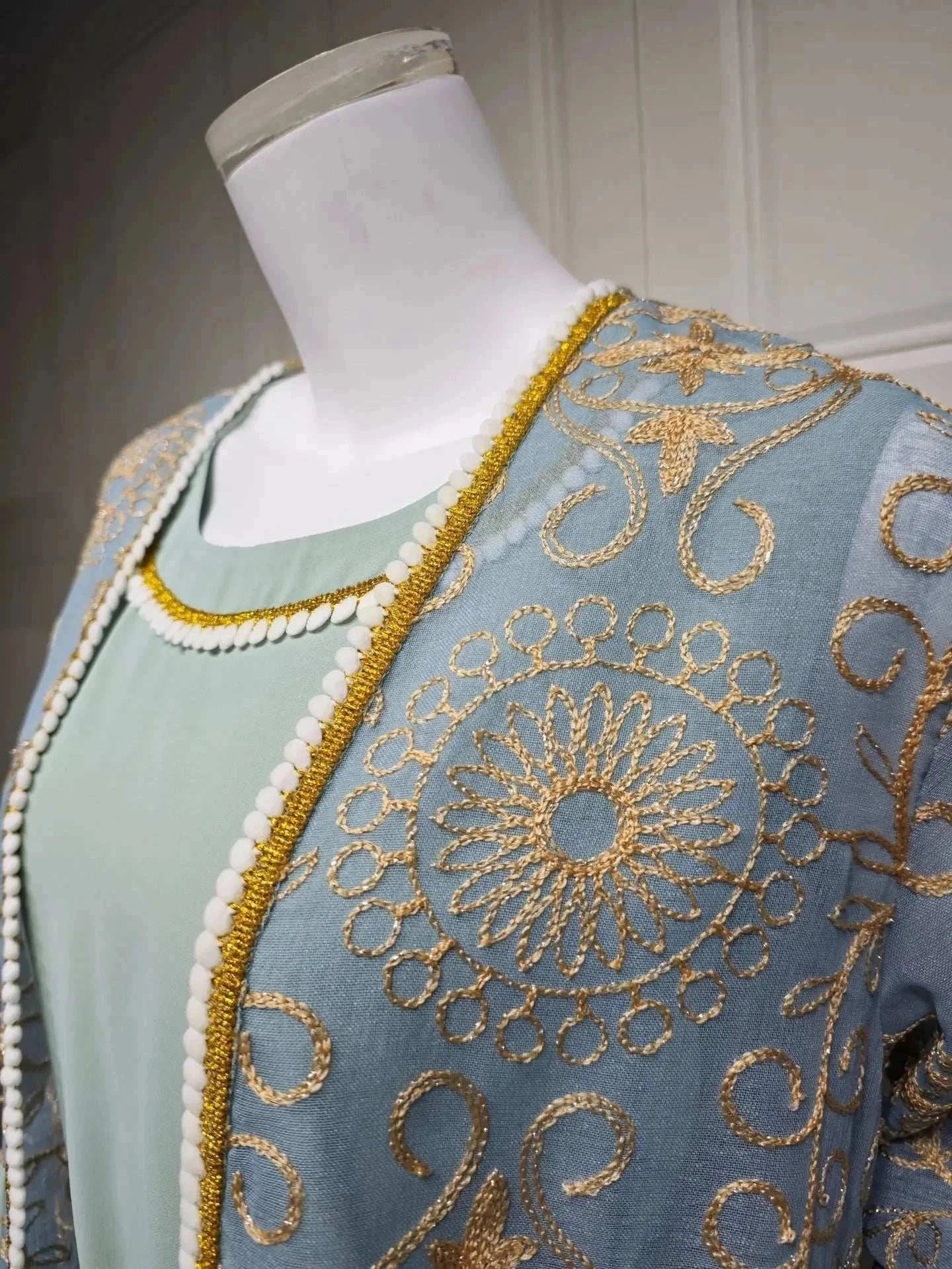 Green Floral Embroidered Abaya – Open Luxury Formal Abaya -  S -  Abaya Vida