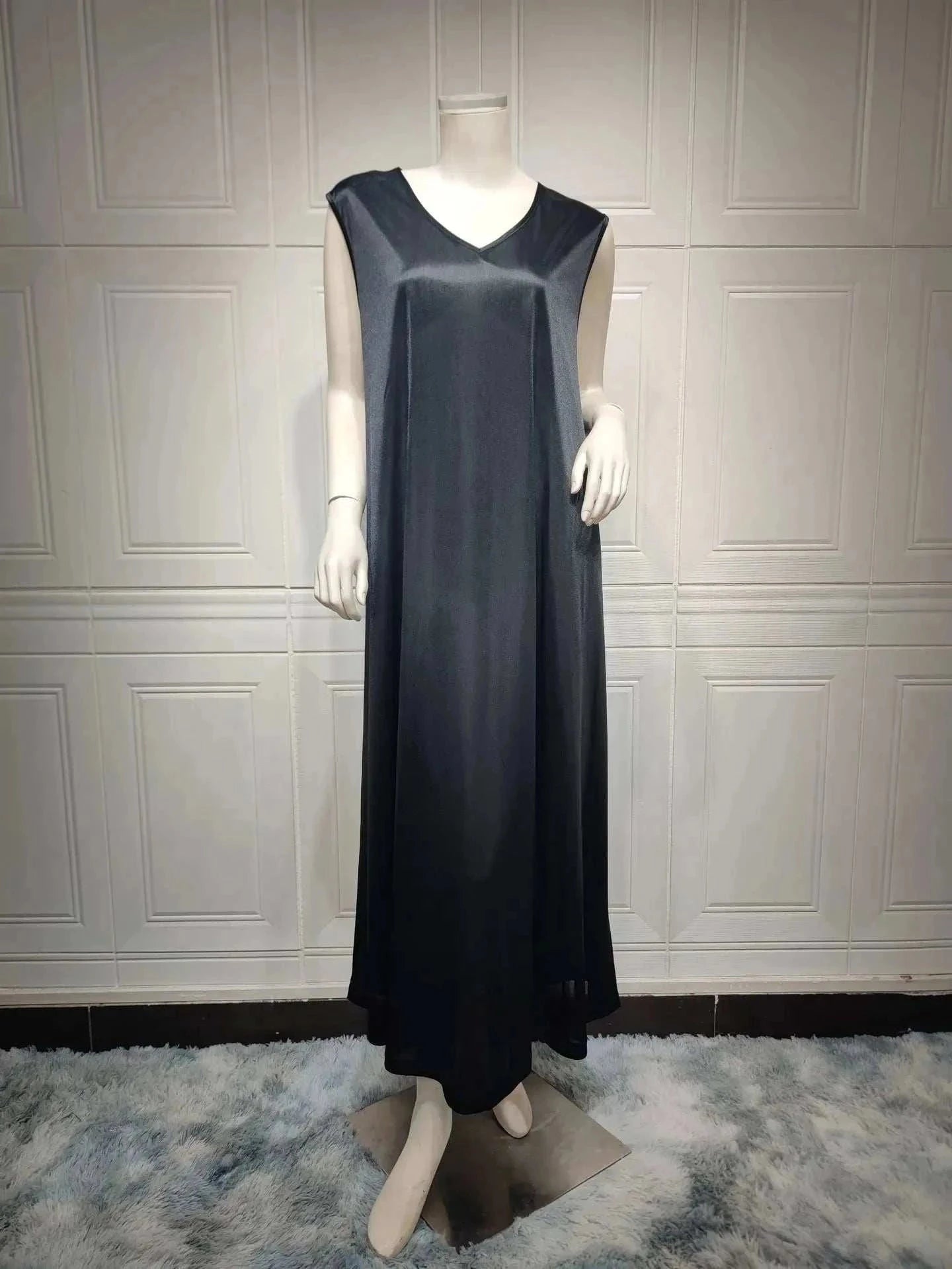 Shiny Two-Piece Abaya Set – Open Pleated Evening Ensemble -  Black -  Abaya Vida